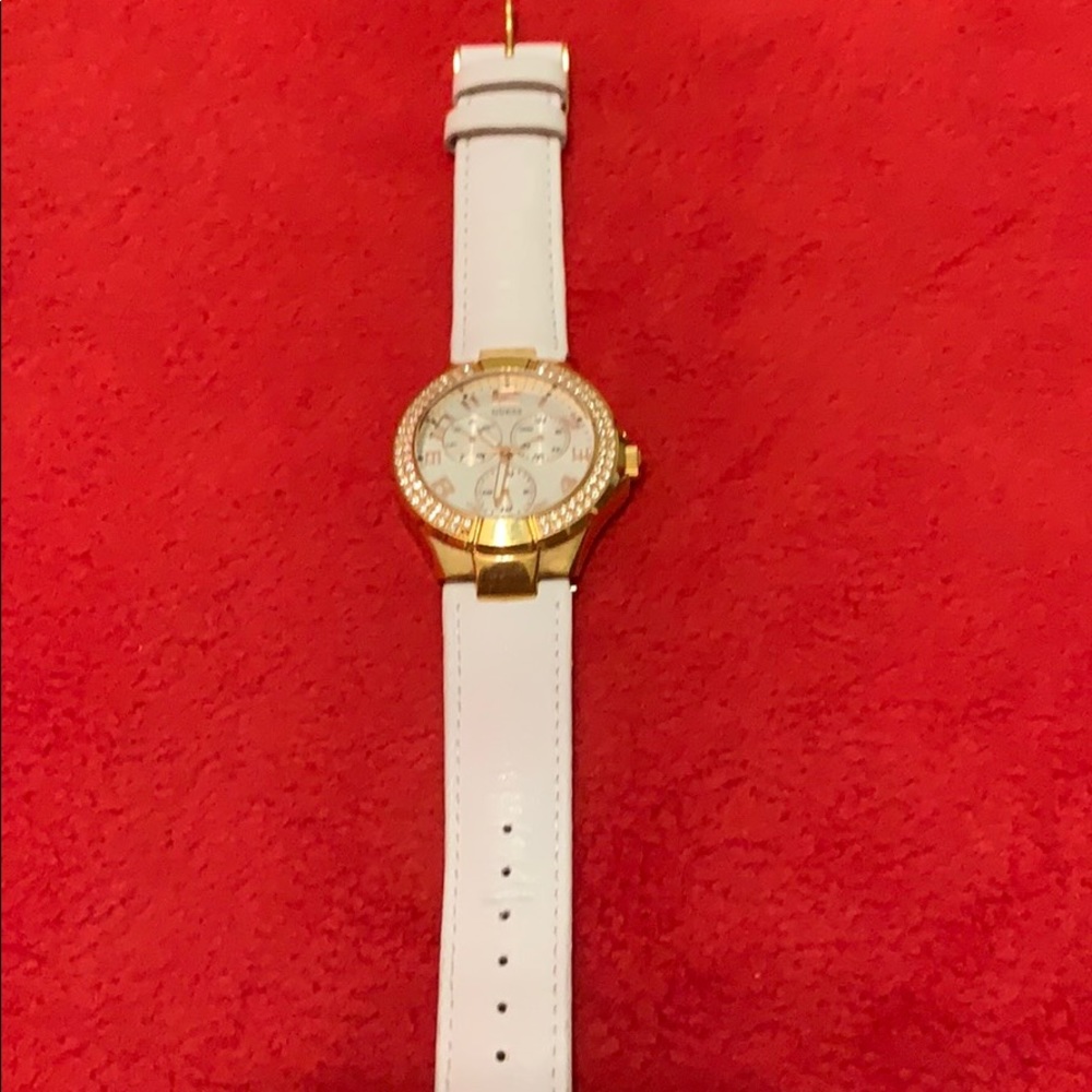 Guess Watch - Picture 2 of 4